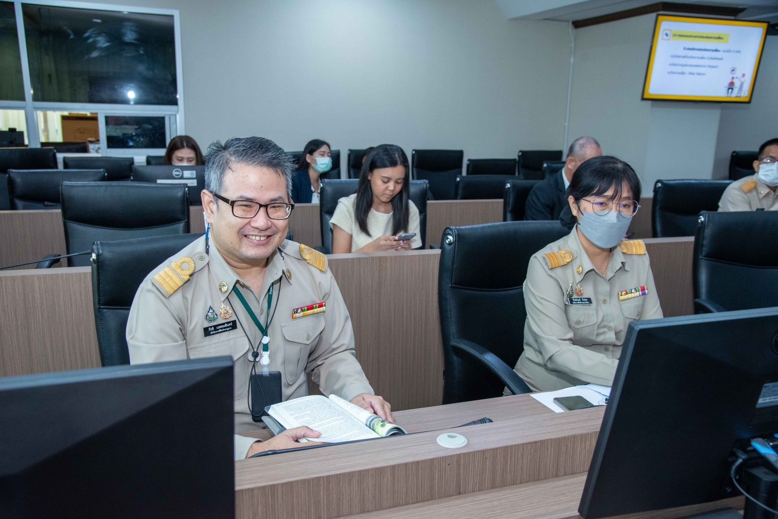 LINE_ALBUM_ประชุมความเสี่ยง_240702_8.jpg